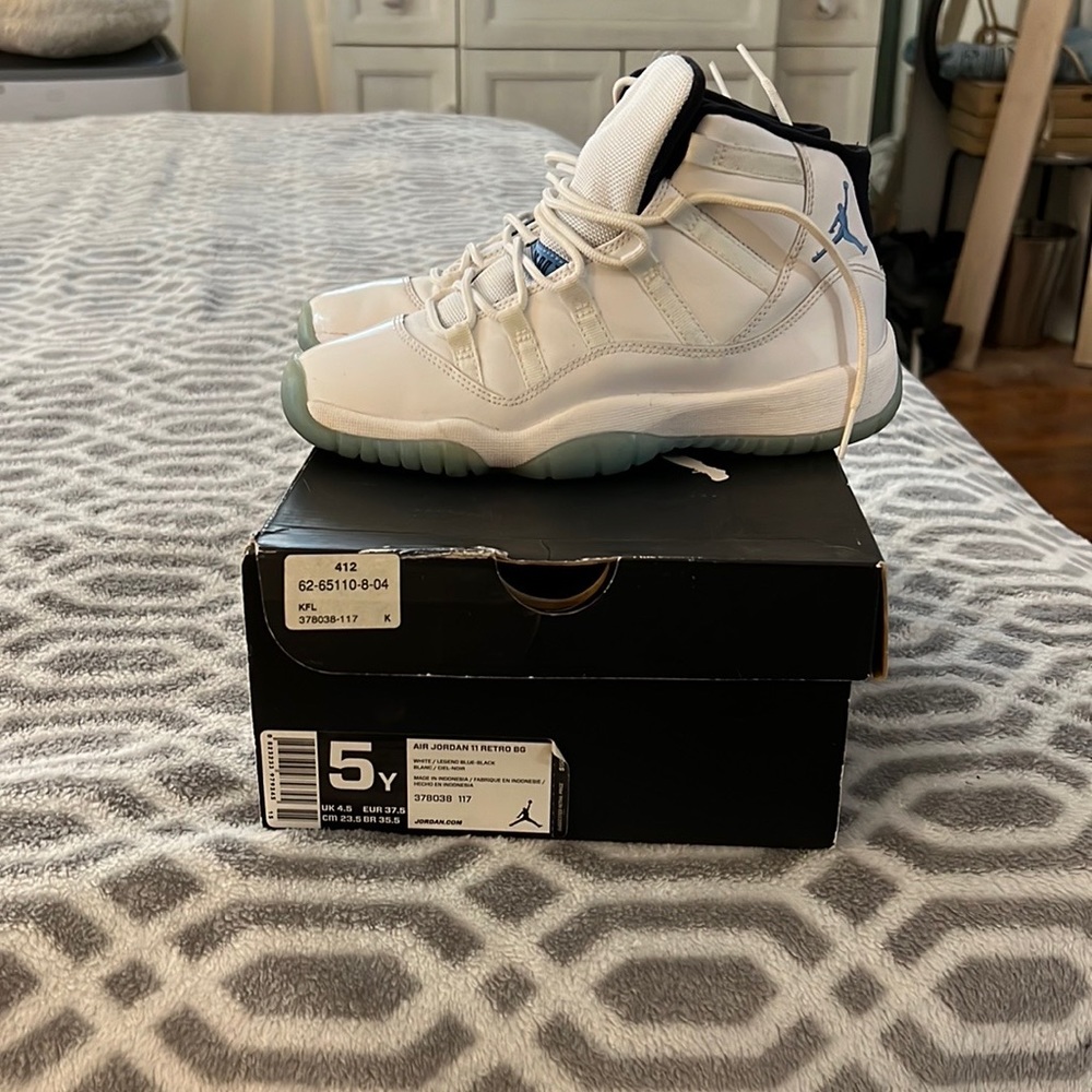 Air Jordan 11